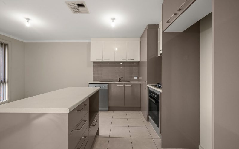 Stylish Three-Bedroom Home Designed for Modern, Low-Maintenance Living