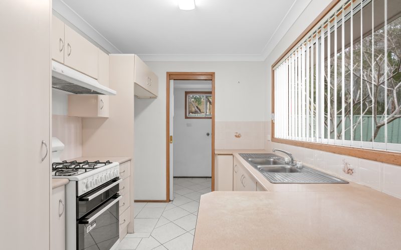 16 Farnol Place, Watanobbi
