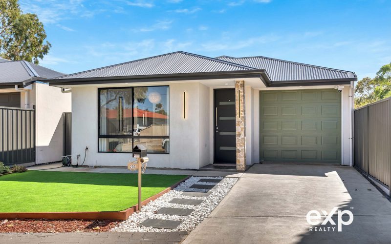 🏡 Contemporary Comfort & Low-Maintenance Living in a Near-New Home
