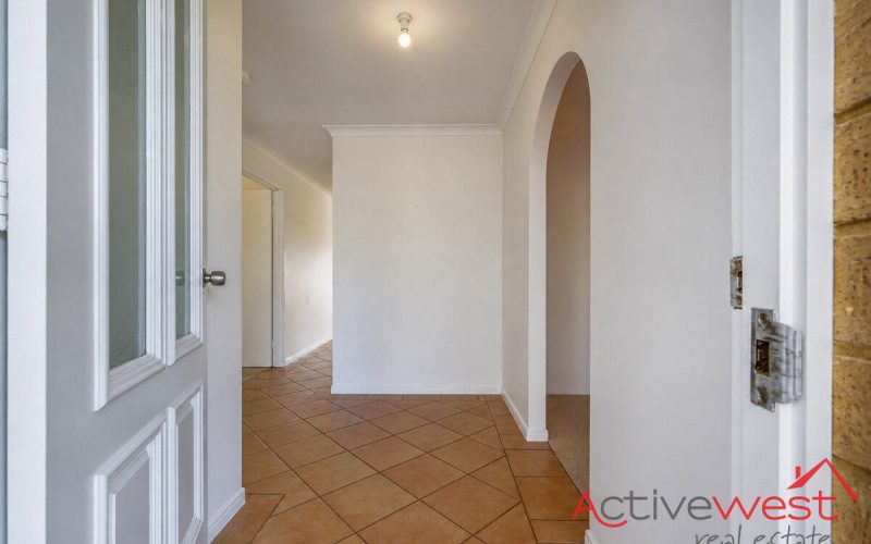22 Glengarry Court