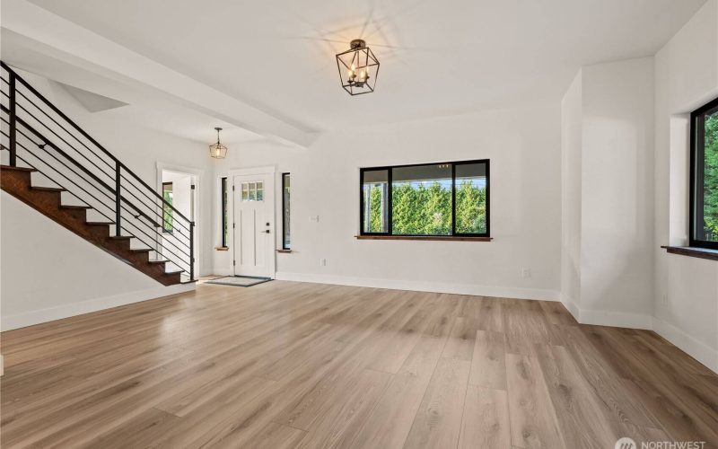 2011 Grandview RD, Ferndale, WA 98248