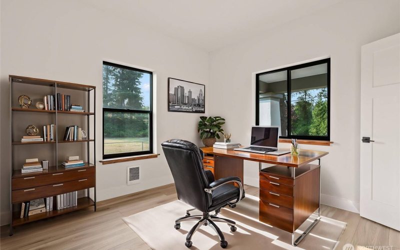 2011 Grandview RD, Ferndale, WA 98248