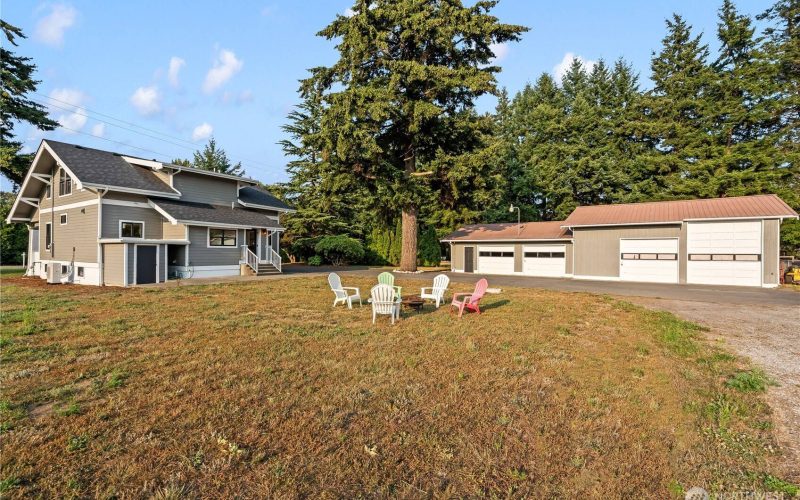 2011 Grandview RD, Ferndale, WA 98248