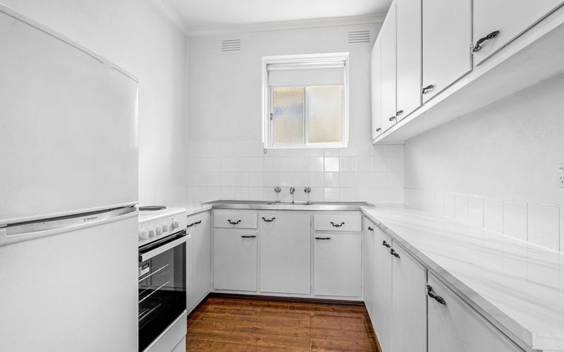 4 / 2 Kitchener Street