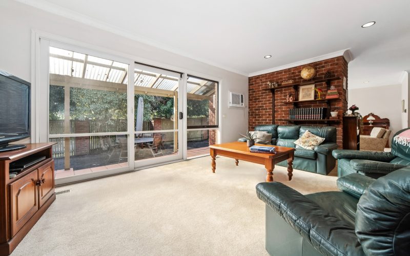 2 Idon Avenue