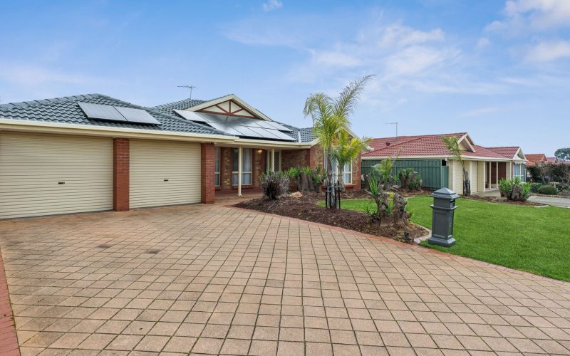 67 Applecross Drive