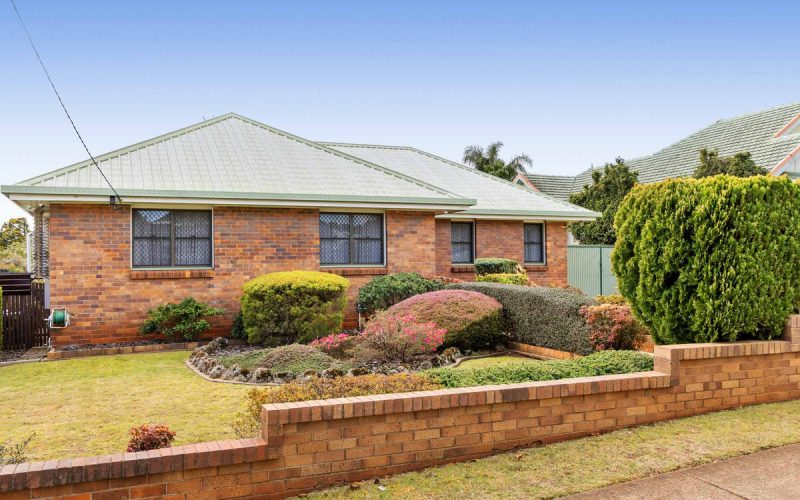 175a South Street, South Toowoomba QLD 4350
