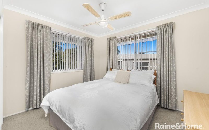 18/1a Kalaroo Road, Redhead NSW