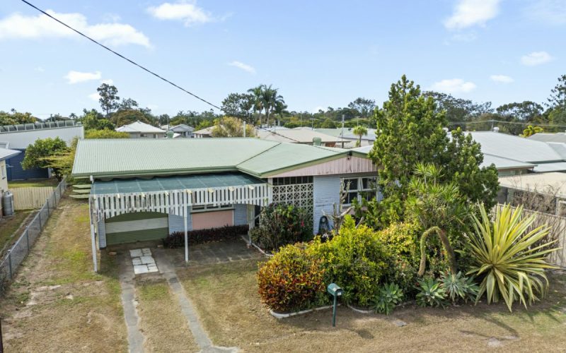 11 Barnes Street, Svensson Heights QLD 4670