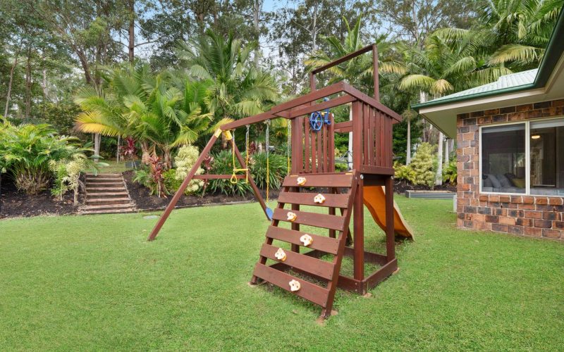 Private Noosa Hinterland Retreat with Exceptional Space and Luxury Entertaining area