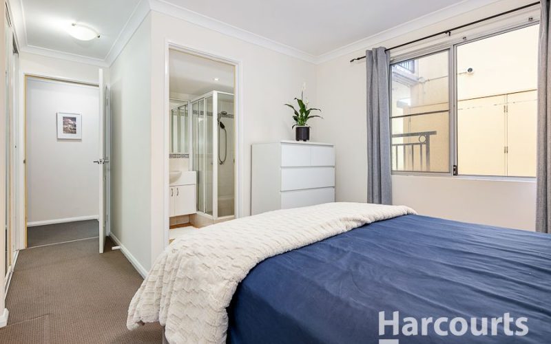 Lovely Ground-Floor Apartment in a Resort-Style Complex