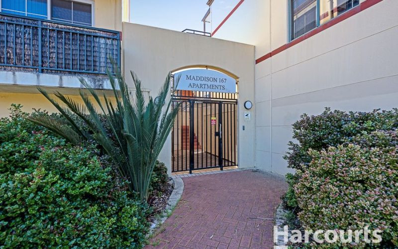 Lovely Ground-Floor Apartment in a Resort-Style Complex