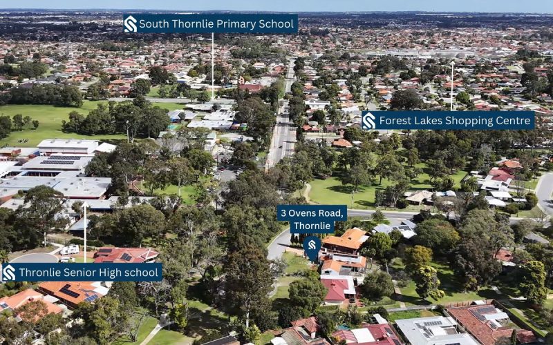 Spacious Two-Storey Family Home on 814sqm - Wide Frontage & R20 Zoning!