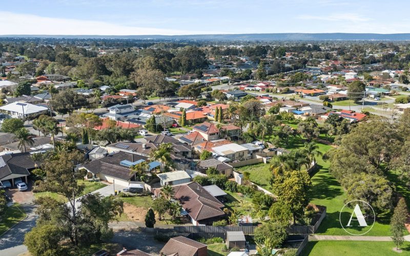 15 Errina Place, Willetton WA 6155