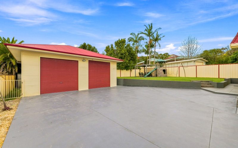 1 Kylie Close, Lake Haven
