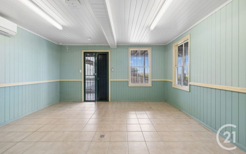 Timeless Queenslander Charm on 1012mÂ² â "Trinavale"