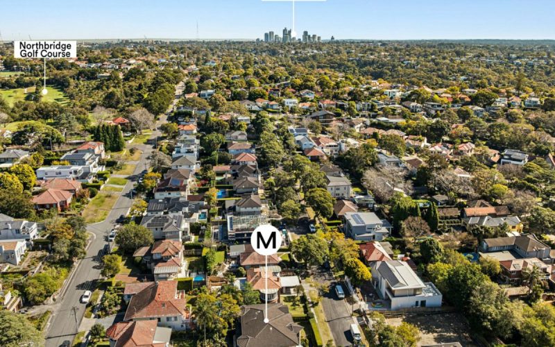 6 Miowera Road, Northbridge NSW 2063