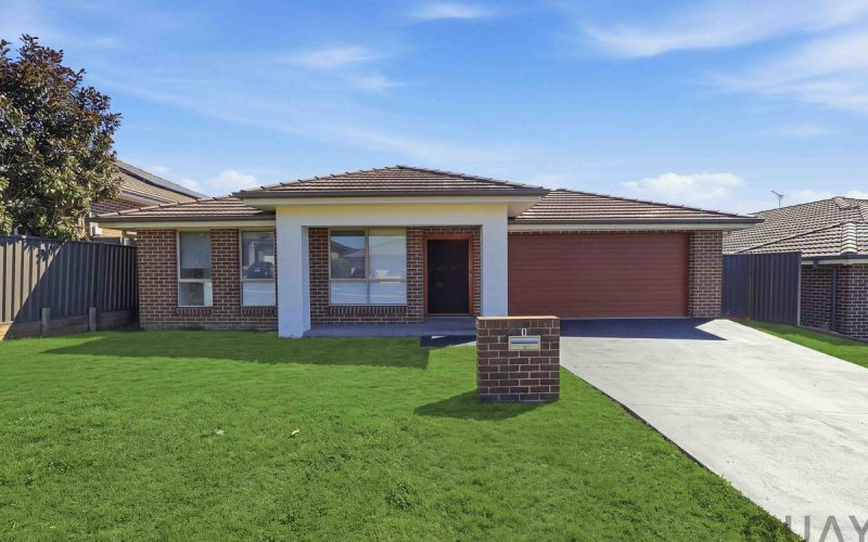 3 Auld Street, Elderslie