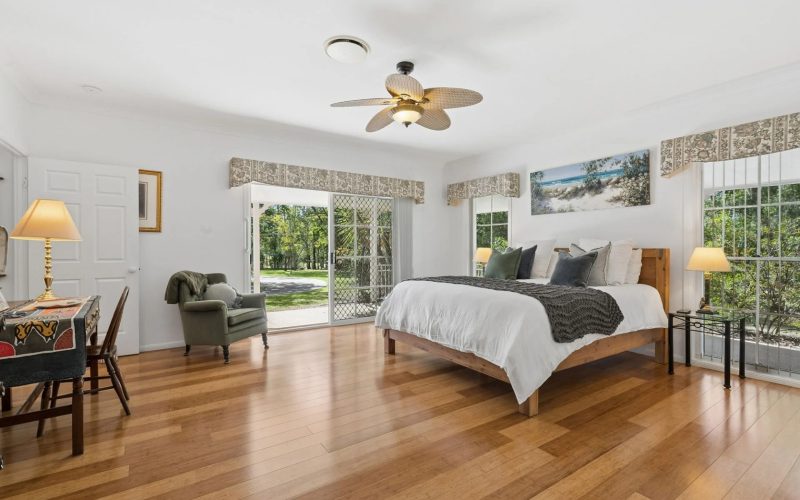 1 Arnan Court Samford Valley QLD