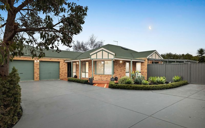 14 Traminer Drive, Mount Martha VIC 3934