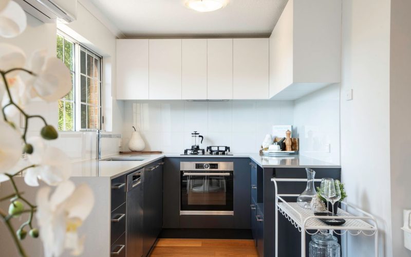Stylishly Renovated Ground-Floor Apartment in Sought-After Sherwood