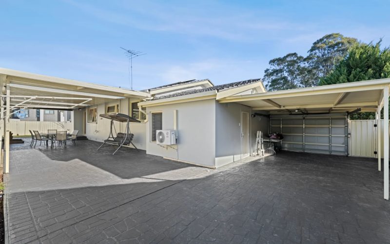 2 Coachwood Crescent, Bradbury