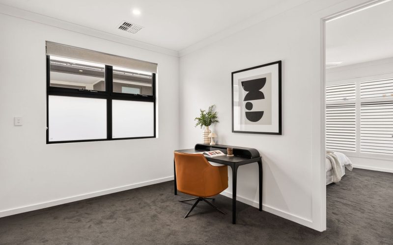 Contemporary Comfort, Quietly Positioned