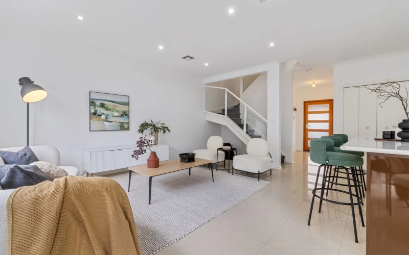 3/18 Miranda Road, Reservoir