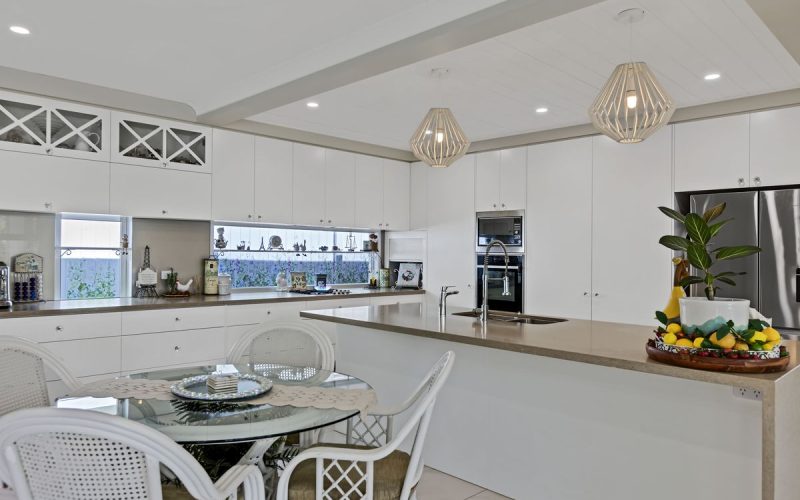 Palm Lake Caloundra Cay - Luxury over 50's Resort (Valencia design)