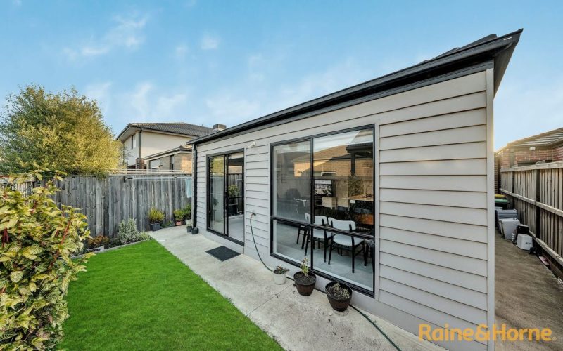 21 Konark Road, Bonnie Brook VIC