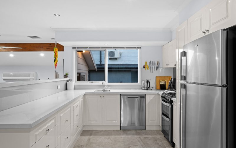 42 Dunsterville Crescent, Frankston