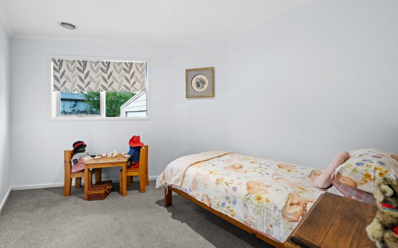 42 Dunsterville Crescent, Frankston