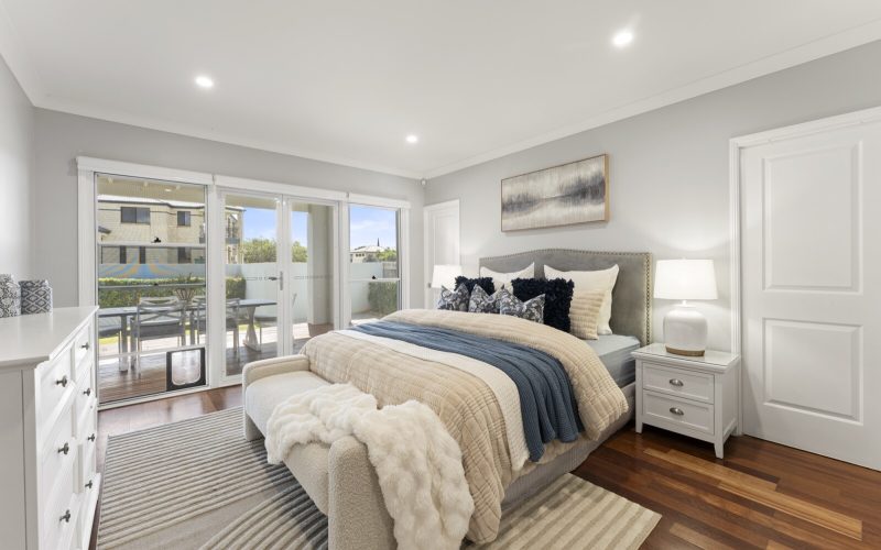 15 Brampton Close Redland Bay QLD 4165