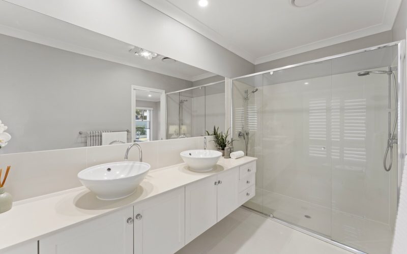 15 Brampton Close Redland Bay QLD 4165