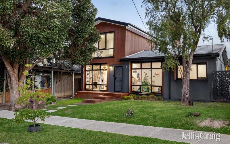 136 Nepean Street, Greensborough