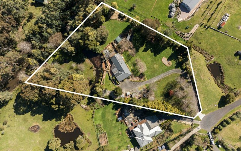 66 Winifred Avenue, Acacia Hills Best TAS 7306