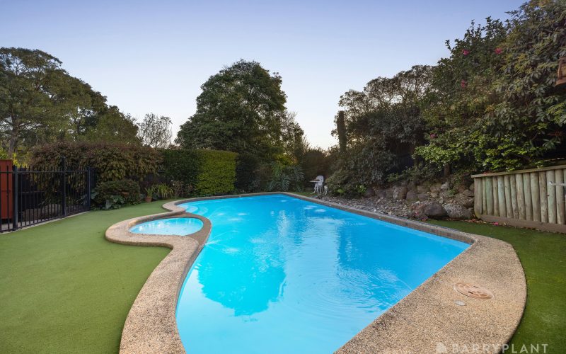 77 Dellfield Drive, 