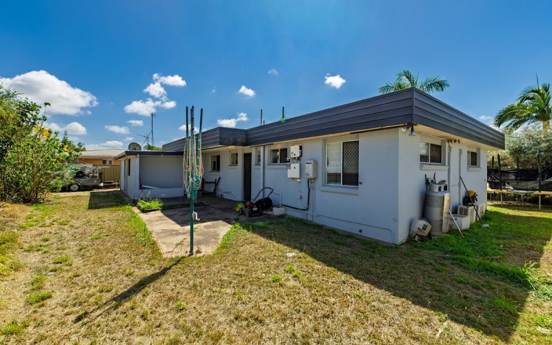 2 Faithfull Crescent, Avenell Heights, QLD, 4670