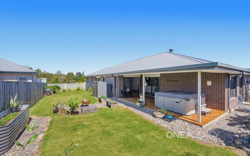 51 Litchfield Parkway, Thrumster
