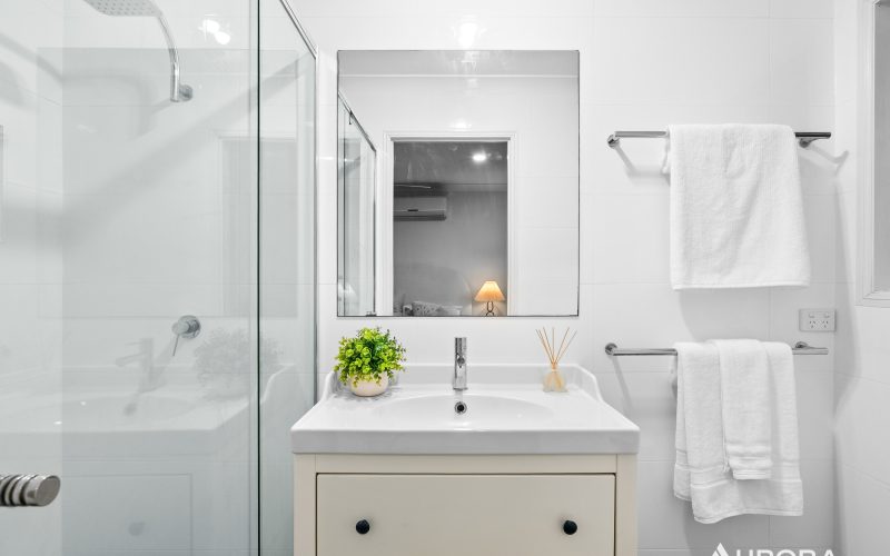 17/10 Lawrence Close, Robertson QLD 4109