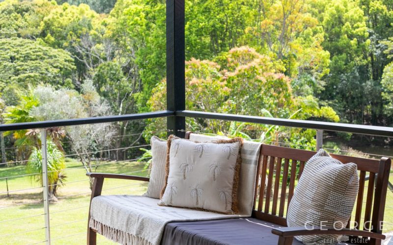 Country Life: Charm, Useable Acreage, Infrastructure & Flexibility!