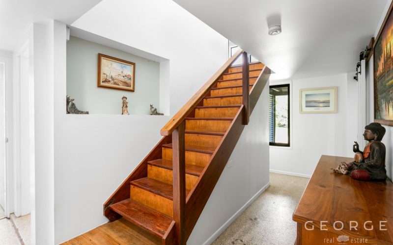 Country Life: Charm, Useable Acreage, Infrastructure & Flexibility!
