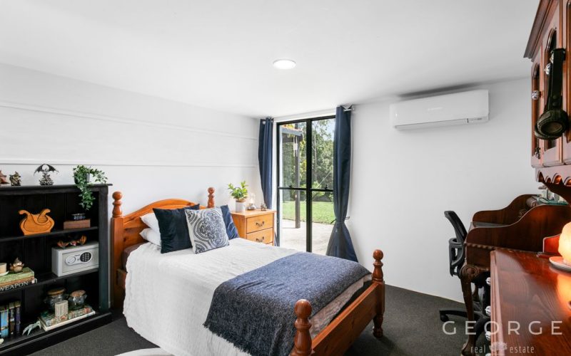 Country Life: Charm, Useable Acreage, Infrastructure & Flexibility!