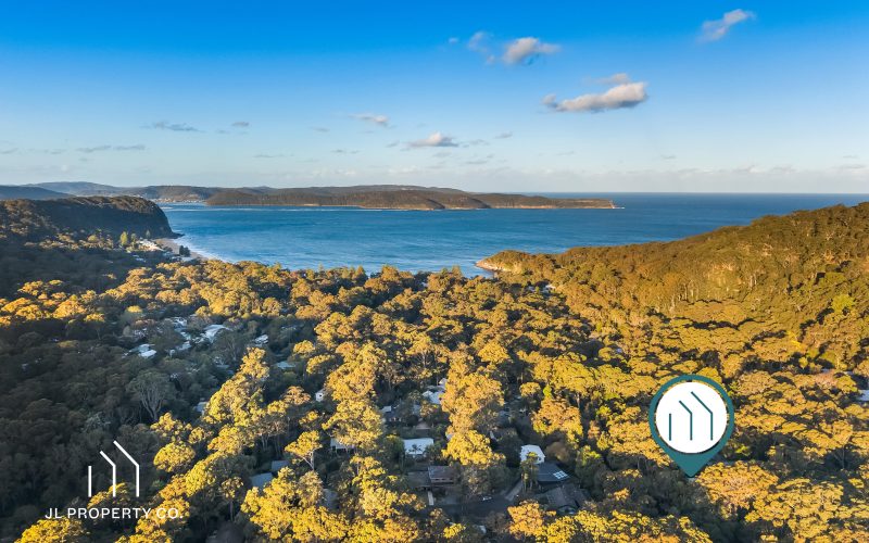An Exceptional Coastal Sanctuary in the Heart of Pearl Beach