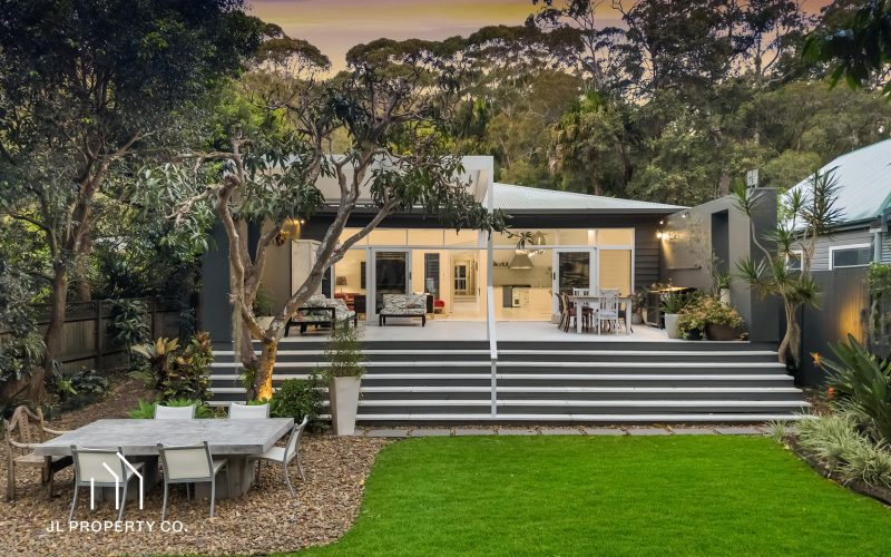 An Exceptional Coastal Sanctuary in the Heart of Pearl Beach