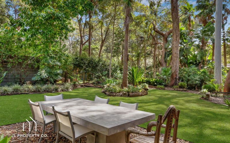 An Exceptional Coastal Sanctuary in the Heart of Pearl Beach