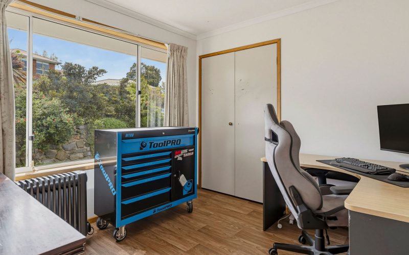 11 Lesdelle Street, Claremont