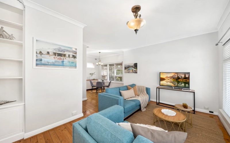8/9 Pine Avenue, Glenelg North