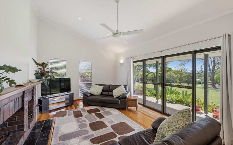 11 Narran Close, King Creek NSW 2446