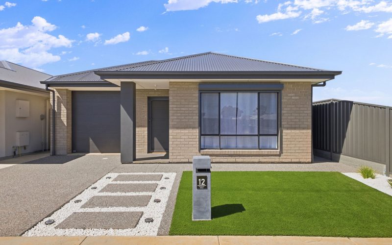 12 Hastwell Drive,